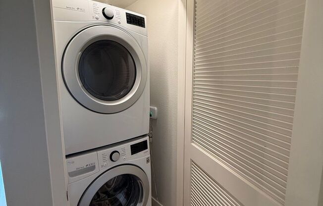 1 bed, 1 bath, 819 sqft, $3,995, Unit 312