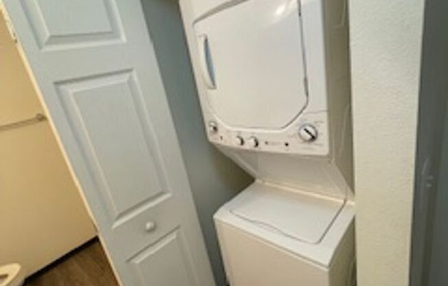 1 bed, 1 bath, 669 sqft, $1,250, Unit 20