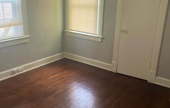Cozy 2 bedroom 1 bath