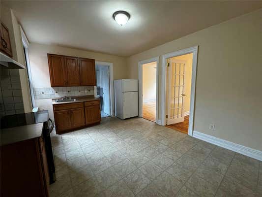 1 bed, 1 bath, 800 sqft, $2,150, Unit 2A