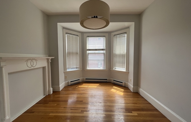 583 MASSACHUSETTS AVE