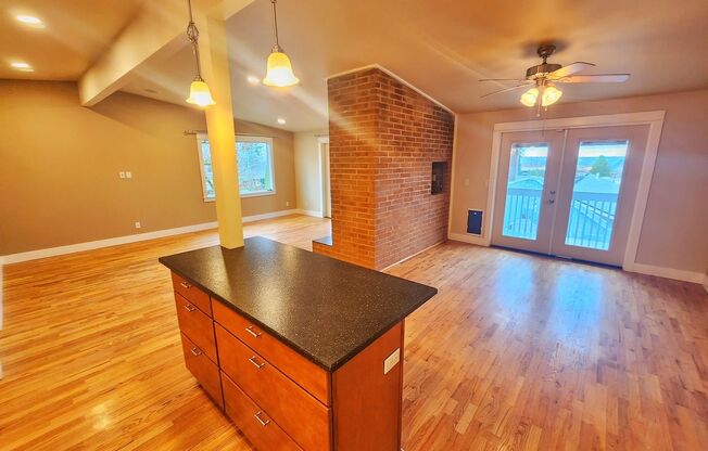 4 beds, 3 baths, $4,500