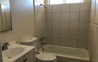 1104-1118 E. FRANKLIN AVENUE