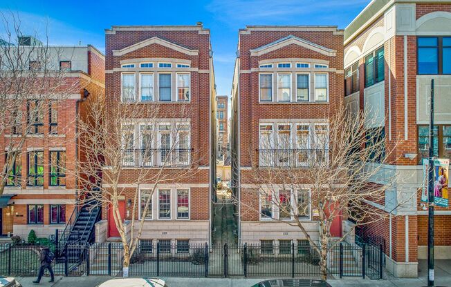1321 W. Belmont