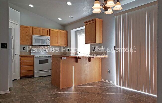 5308 N CORTONA