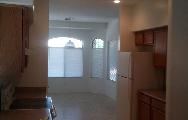 3 beds, 2 baths, $2,050