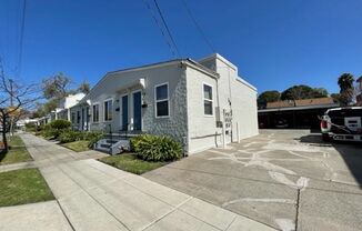Two Story, 3 bed 2 bath unit