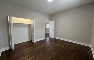 2 beds, 1 bath, $2,150, Unit 1R