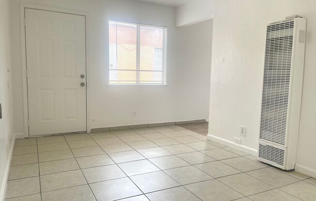 606 Linden Ct