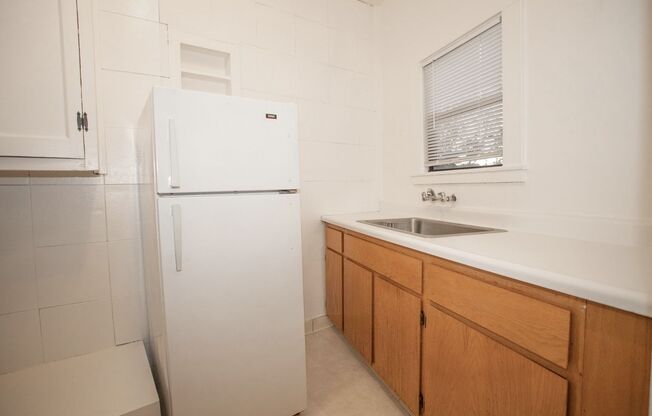 1 bed, 1 bath, $1,795, Unit 4