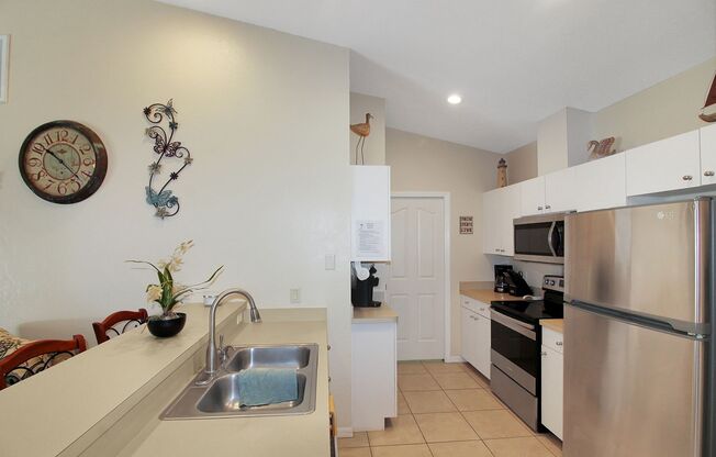 North Port Annual Pool Home for Rent