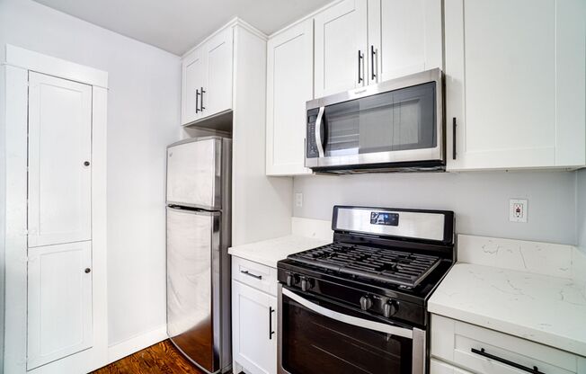 Torrey Arms Apartments | Historic Charm Meets Modern Living in Beautiful University Heights, San Diego