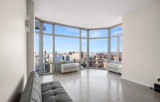 200 E 32nd Street