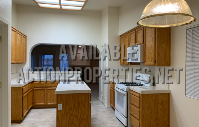 3 beds, 2 baths, $2,595