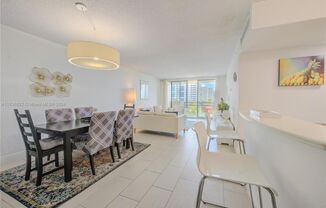 2 beds, 2 baths, 1,072 sqft, $4,750, Unit 1500 Bay Rd # 52-8S (A11636802)