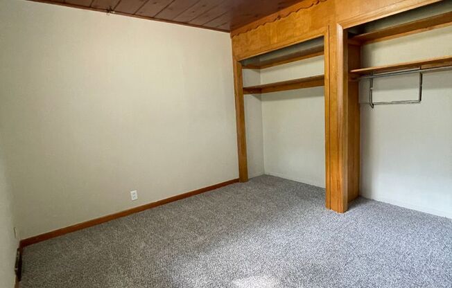 3 beds, 1 bath, $1,445