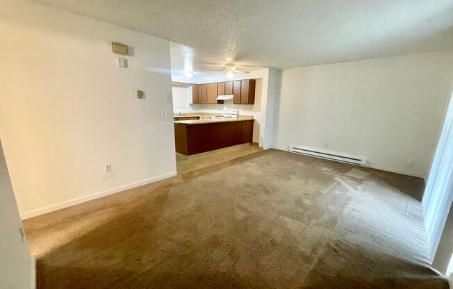 2 beds, 1 bath, 780 sqft, $1,150, Unit 6