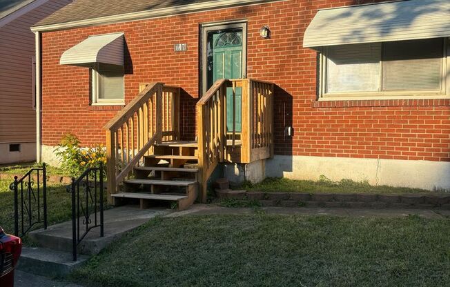 2 beds, 1 bath, $1,000