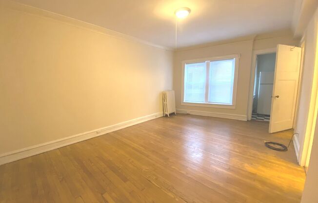 1303 Cass