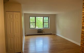1 bed, 1 bath, $1,650, Unit 303