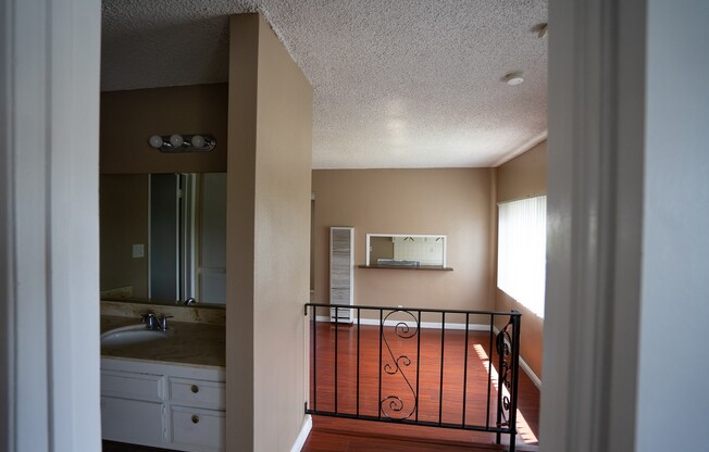 APT 7222 WHITTIER