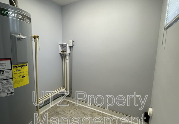 2828 CEDARHURST