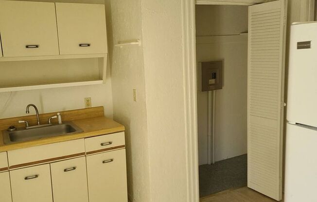 1 bed, 1 bath, $965, Unit 1130 #1