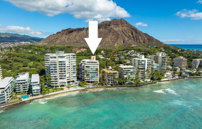 Escape to Diamond Head in this beautiful oceanfront 2 BR, 2 bath