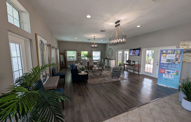 2 beds, 2 baths, $1,600, Unit # 16202