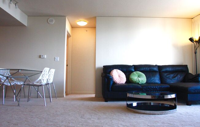 2 beds, 2 baths, $4,000
