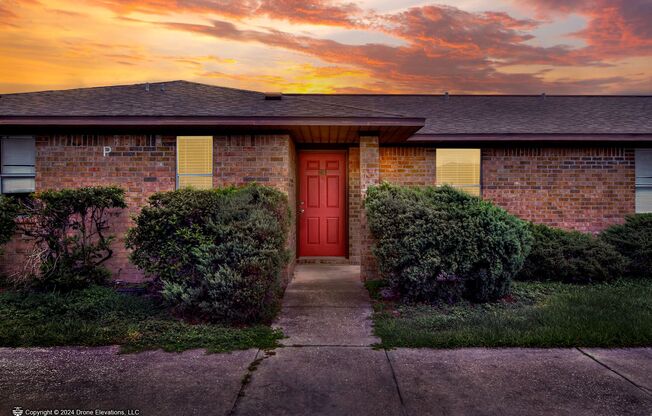 2200 Clover Ridge Ct