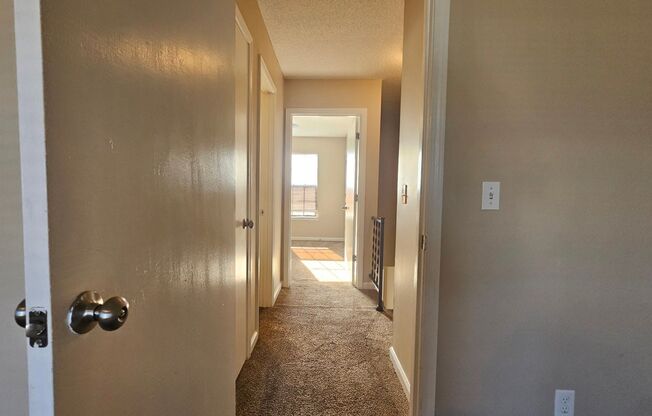 2 beds, 1.5 baths, 1,000 sqft, $995, Unit 2451 W Wilson RD unit 1