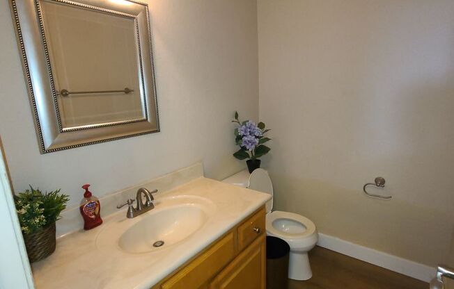 2 beds, 1.5 baths, $2,500, Unit Unit 109