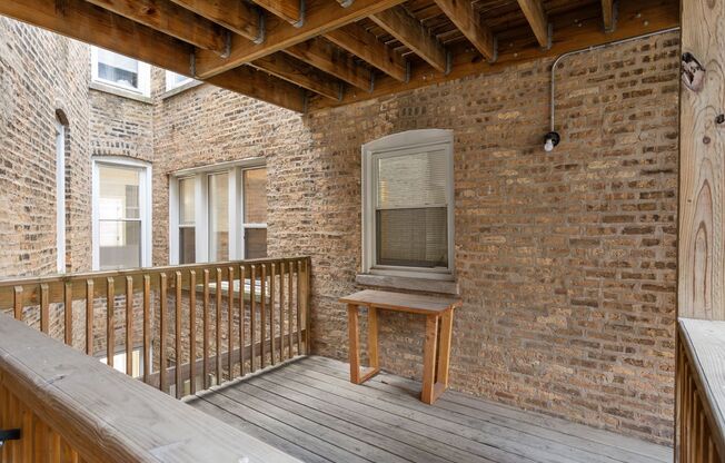 3 beds, 1 bath, 632 sqft, $2,350, Unit 1460-209