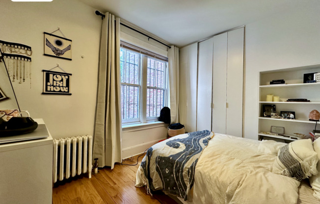 22 LINDEN ST