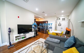 493 495 COMMONWEALTH