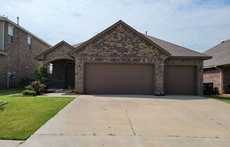 Very Nice 3 Bedroom 2 Bath Home in Deer Creek Schools