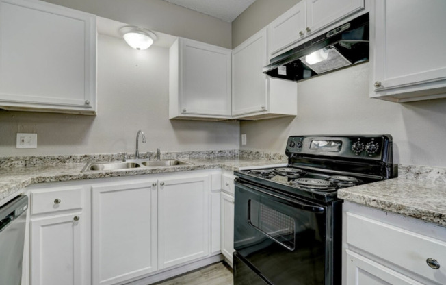 1 bed, 1 bath, 750 sqft, $880, Unit 5920-001