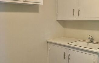 1 bed, 1 bath, $900