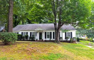 South Charlotte, 3 Bedroom, Minutes from the Arboretum!