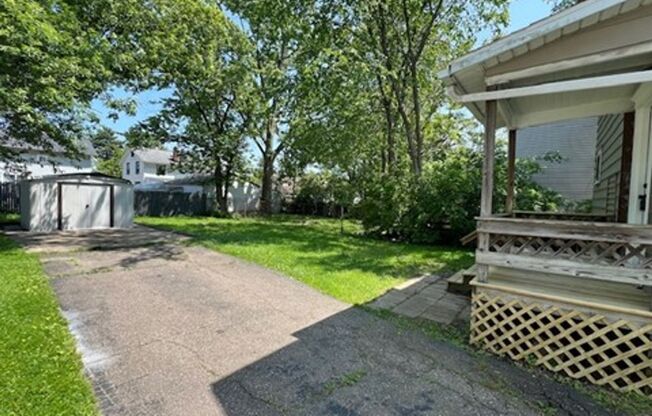 1155 Big Falls Ave