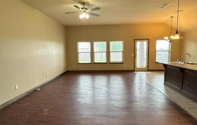 4506 HAWK OWL DR