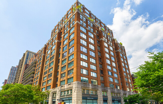 2 beds, 2 baths, 1,037 sqft, $7,750, Unit 6R