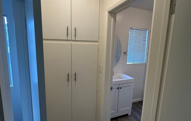 1 bed, 1 bath, 700 sqft, $2,095, Unit 1