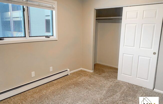 2 beds, 1 bath, 640 sqft, $2,000, Unit 208