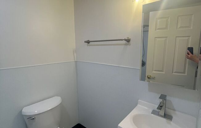 Studio, 1 bath, 300 sqft, $1,350, Unit 48