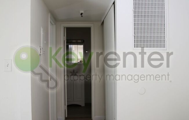 1 bed, 1 bath, 675 sqft, $1,300, Unit 205