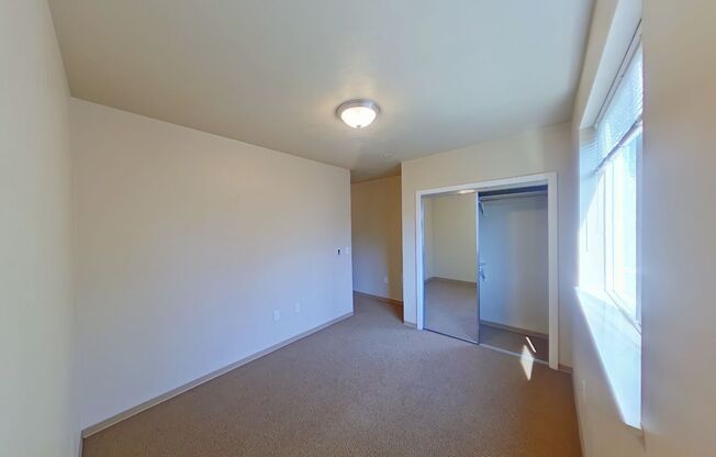 3 beds, 2 baths, 967 sqft, $2,400, Unit 302