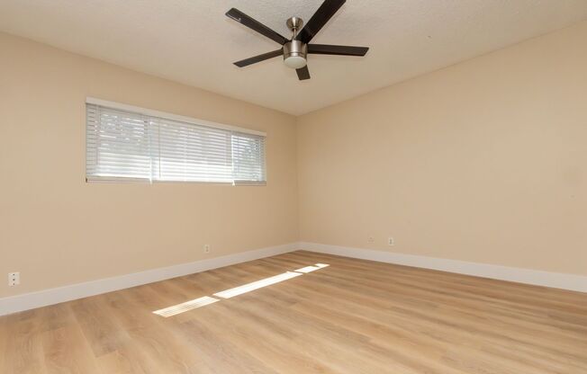 2 beds, 2 baths, $2,695, Unit 18