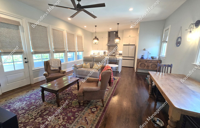 28 BASS ST SE